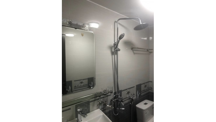 Bán nhà mặt ngõ Phố Võng Thị Tây Hồ, gần phố nhà đẹp ở luôn 44m x 4T giá 6.3 tỷ có lùi.